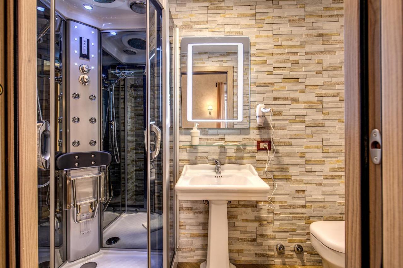 Amici Guesthouse Рим Экстерьер фото