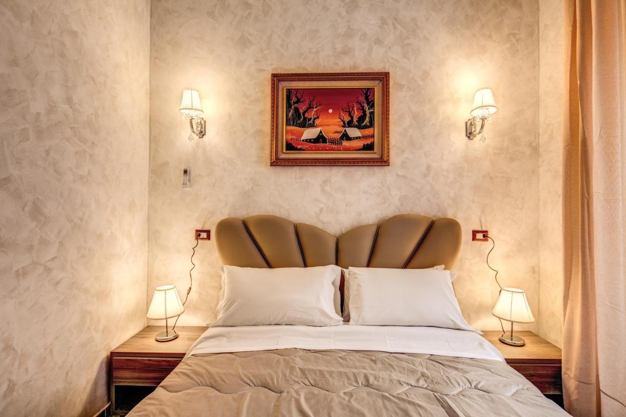 Amici Guesthouse Рим Экстерьер фото