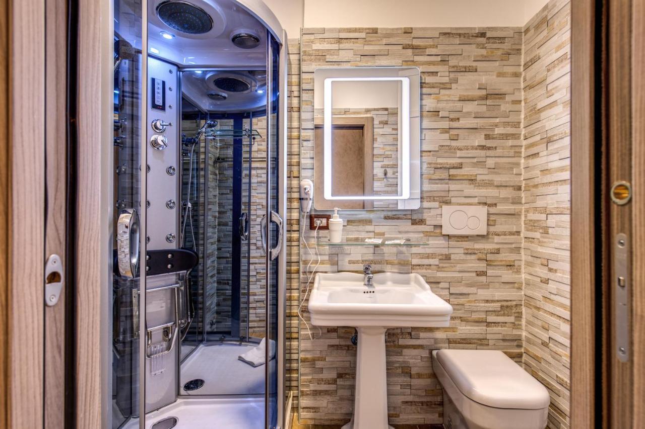 Amici Guesthouse Рим Экстерьер фото